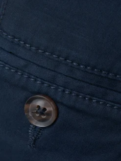 Bermudas em algodão stretch