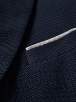 Blazer piqué com detalhes em vermelho