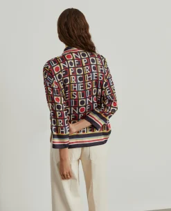 Blusa com estampado e laçada