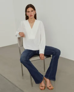 Blusa fluida decote em V