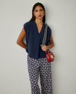 Blusa sem mangas em cupro