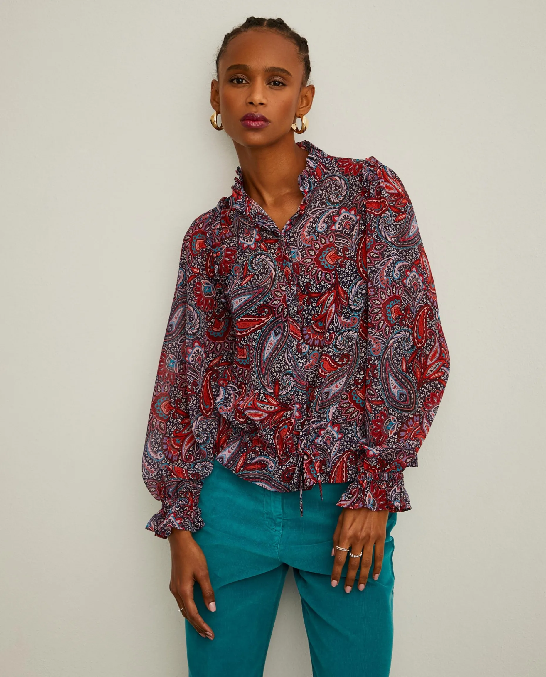 Blusa semitransparente com padrão cornucópias