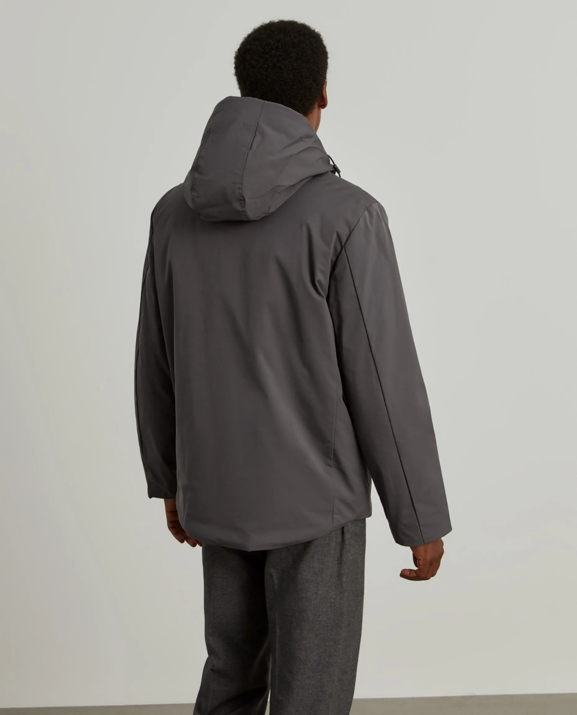 Blusão acolchoado com capuz