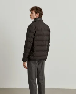 Blusão acolchoado com capuz em tecido técnico