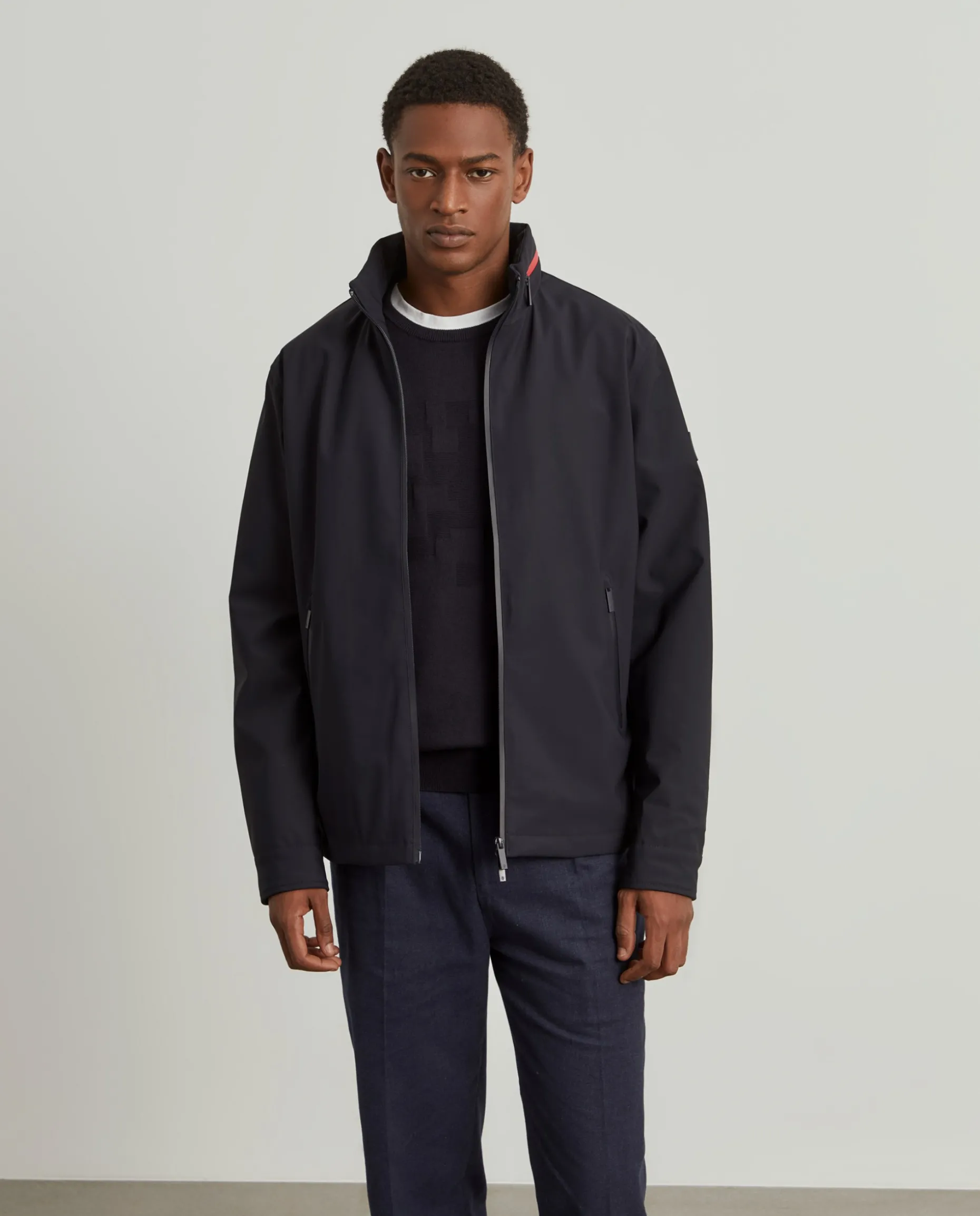 Blusão acolchoado com capuz