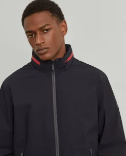 Blusão acolchoado com capuz