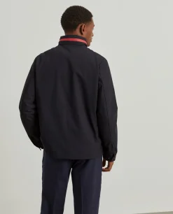 Blusão acolchoado com capuz