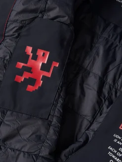 Blusão acolchoado com capuz