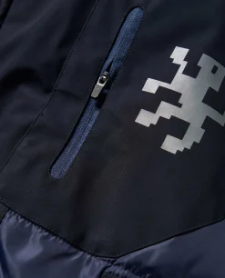 Blusão acolchoado com capuz e bolsos