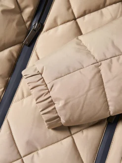 Blusão acolchoado com capuz