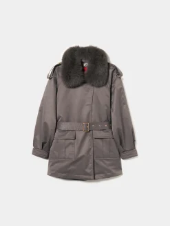 Blusão acolchoado com cinto e gola em pelo