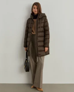 Blusão acolchoado comprido com capuz