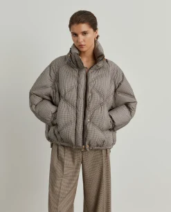 Blusão acolchoado curto