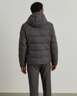 Blusão acolchoado repelente à água com capuz