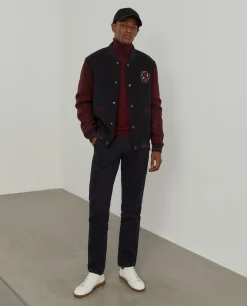 Blusão bomber com mangas em contraste