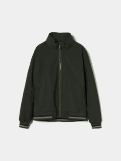 Blusão com capuz e forro cardado