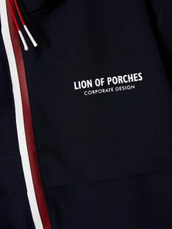 Blusão com capuz e riscas em contraste