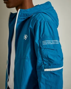 Blusão com capuz em tecido técnico