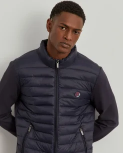 Blusão combinado de gola alta com acolchoado na frente