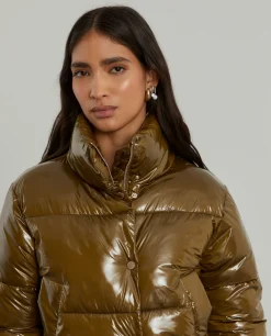 Blusão curto acolchoado brilhante