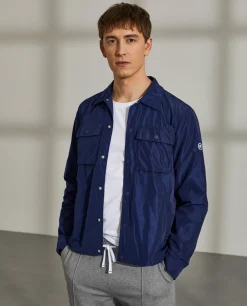 Blusão de tecido técnico com bolsos