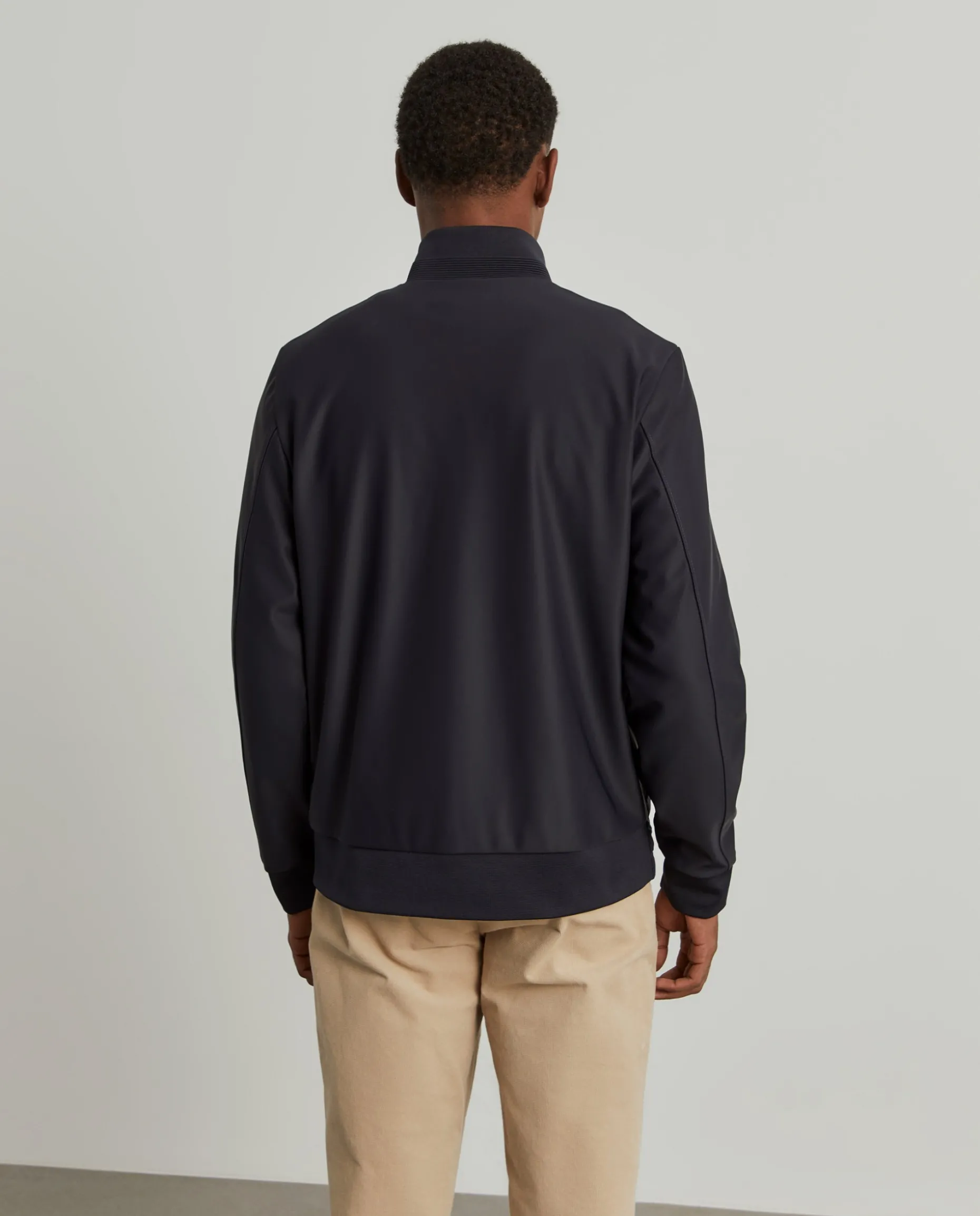 Blusão reversível com gola alta