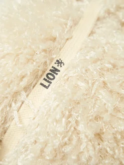 Bolsa em pêlo a tiracolo