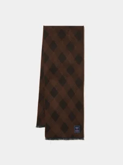 Cachecol xadrez com franjas