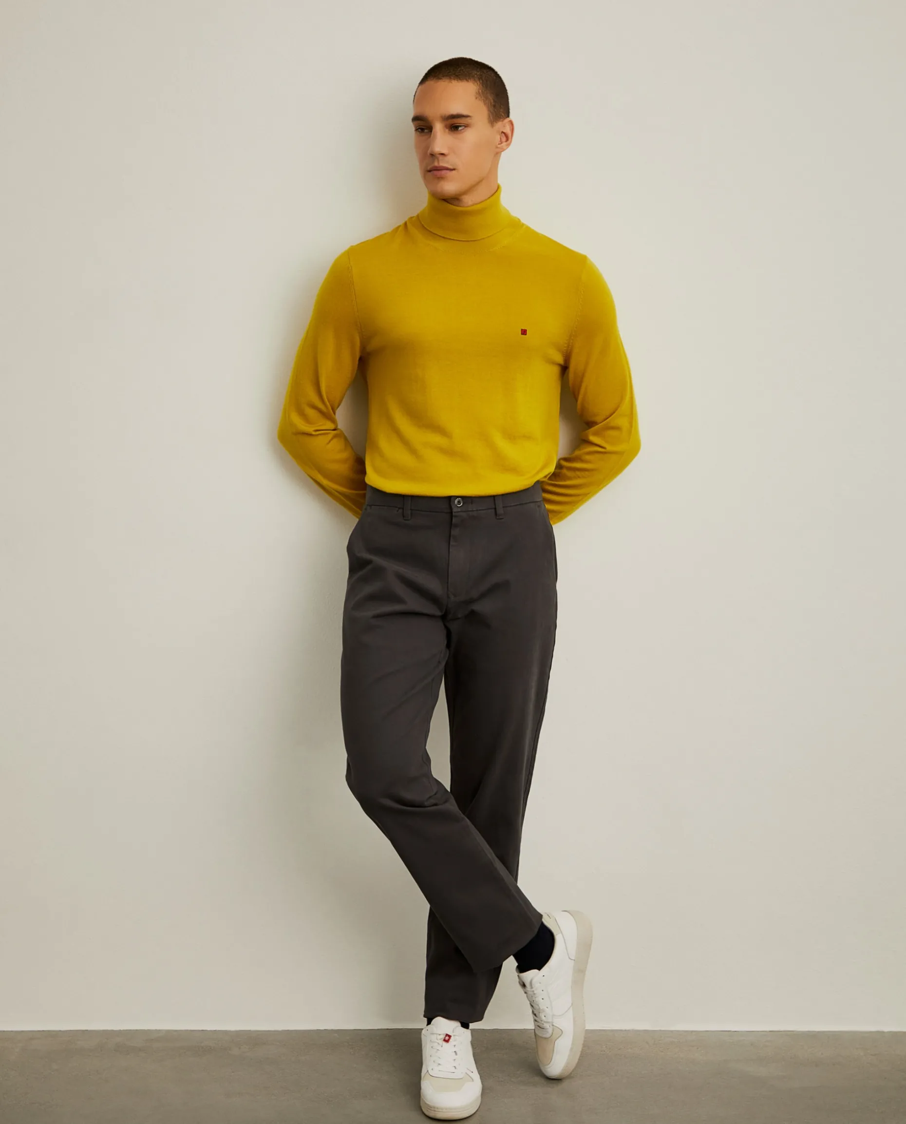 Calças chino regular fit