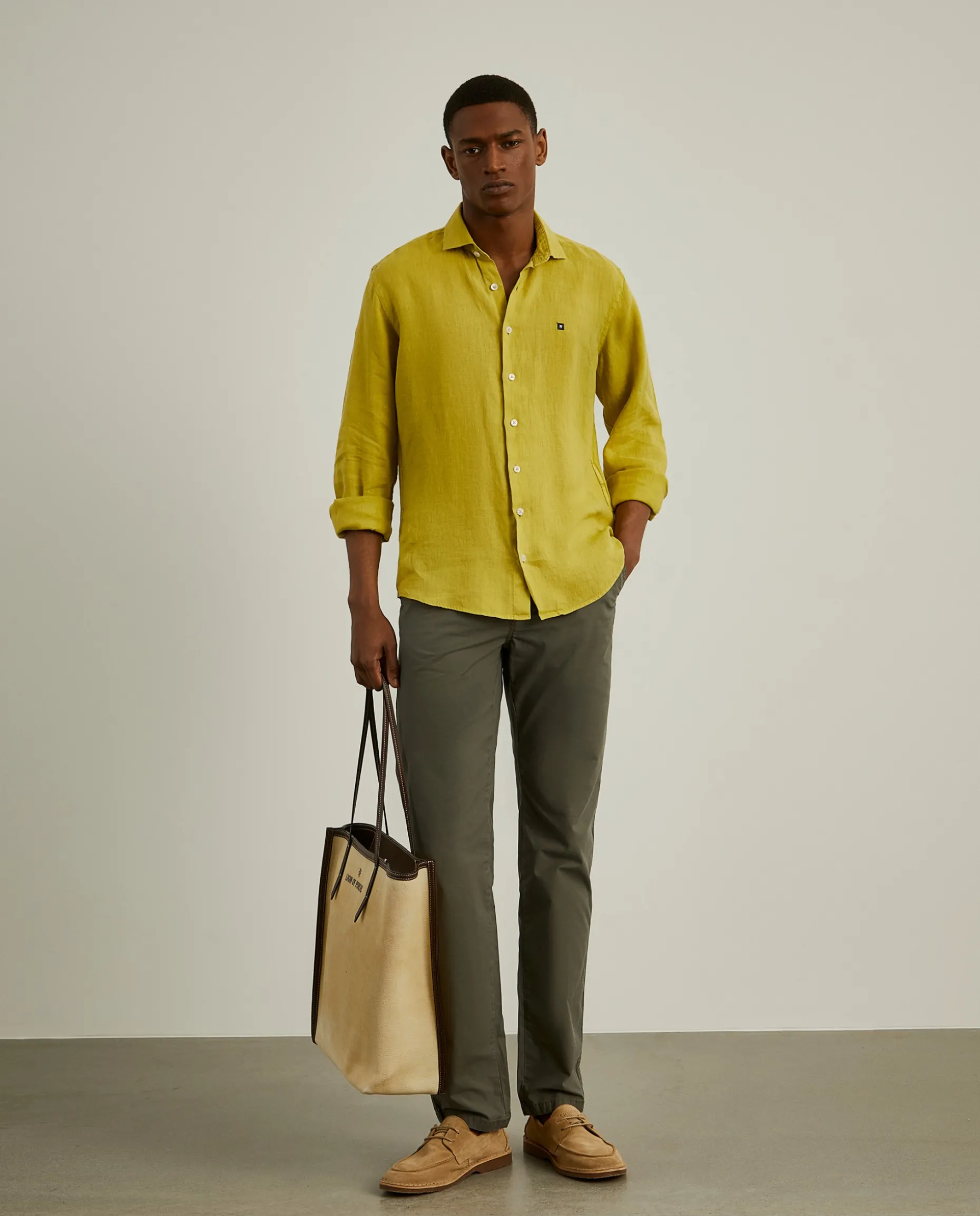 Calças chino regular fit