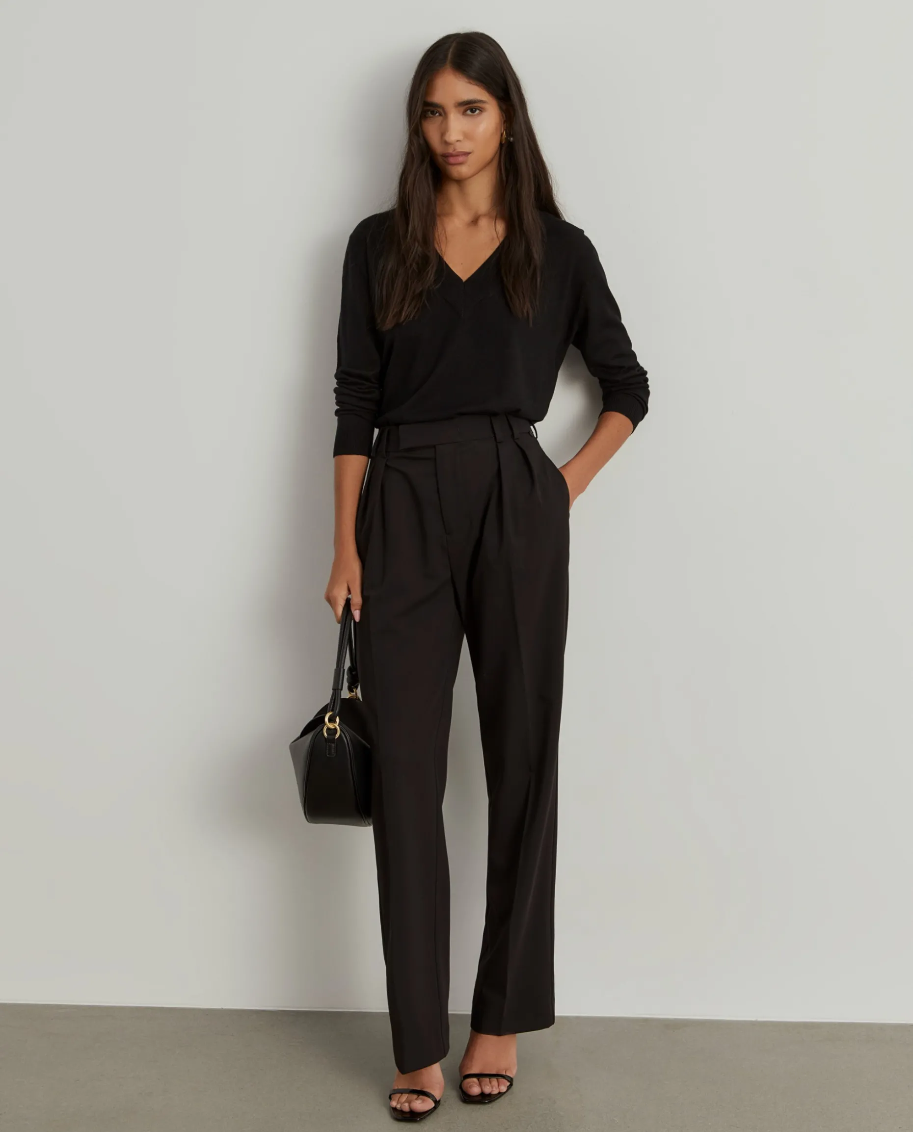 Calças clássicas com pregas