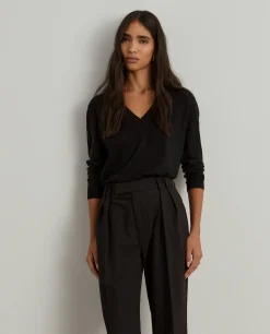 Calças clássicas com pregas