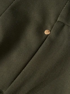 Calças cropped texturizadas