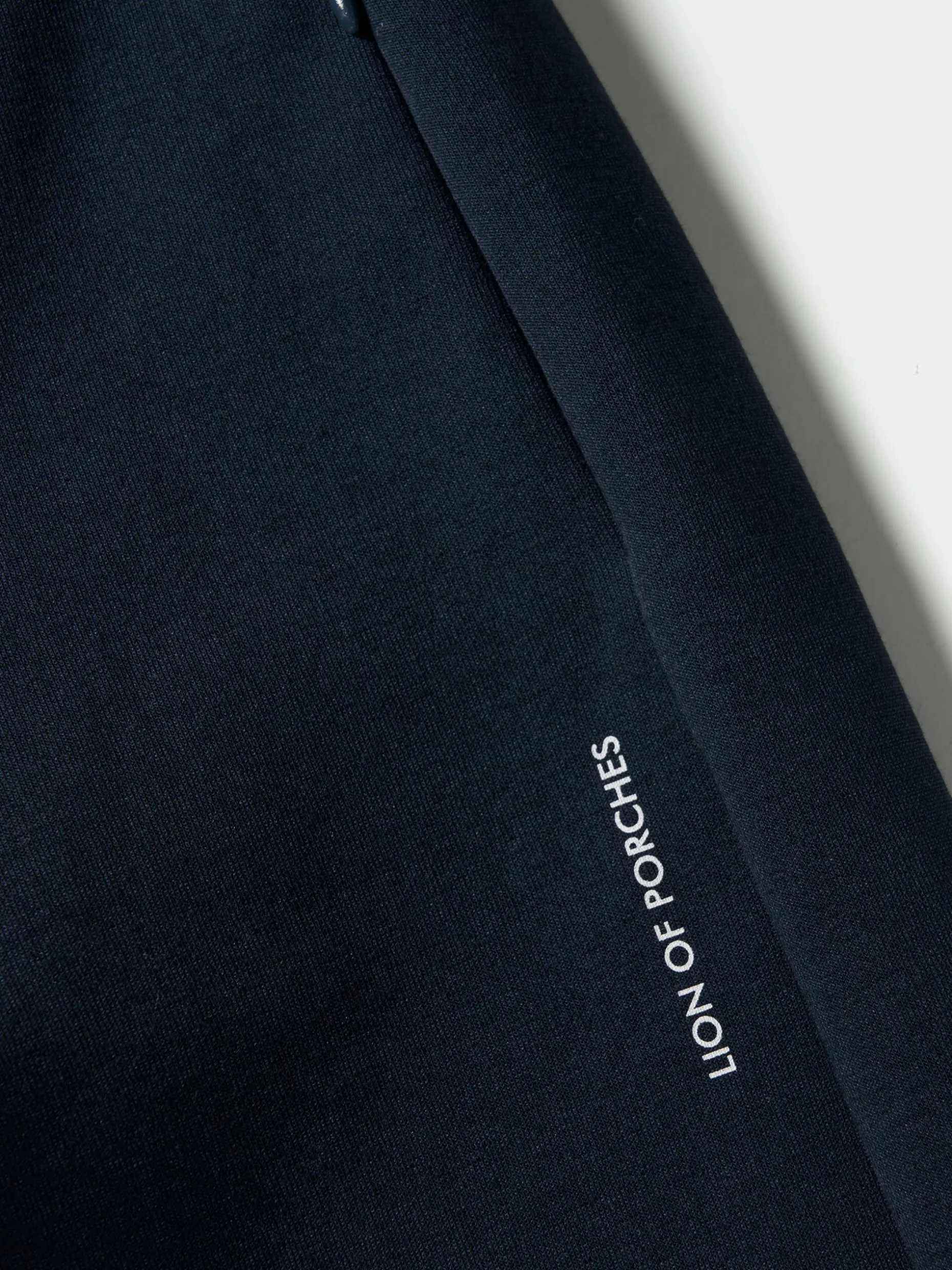 Calças de malha com cordão