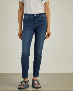 Calças denim regular fit de lavagem escura