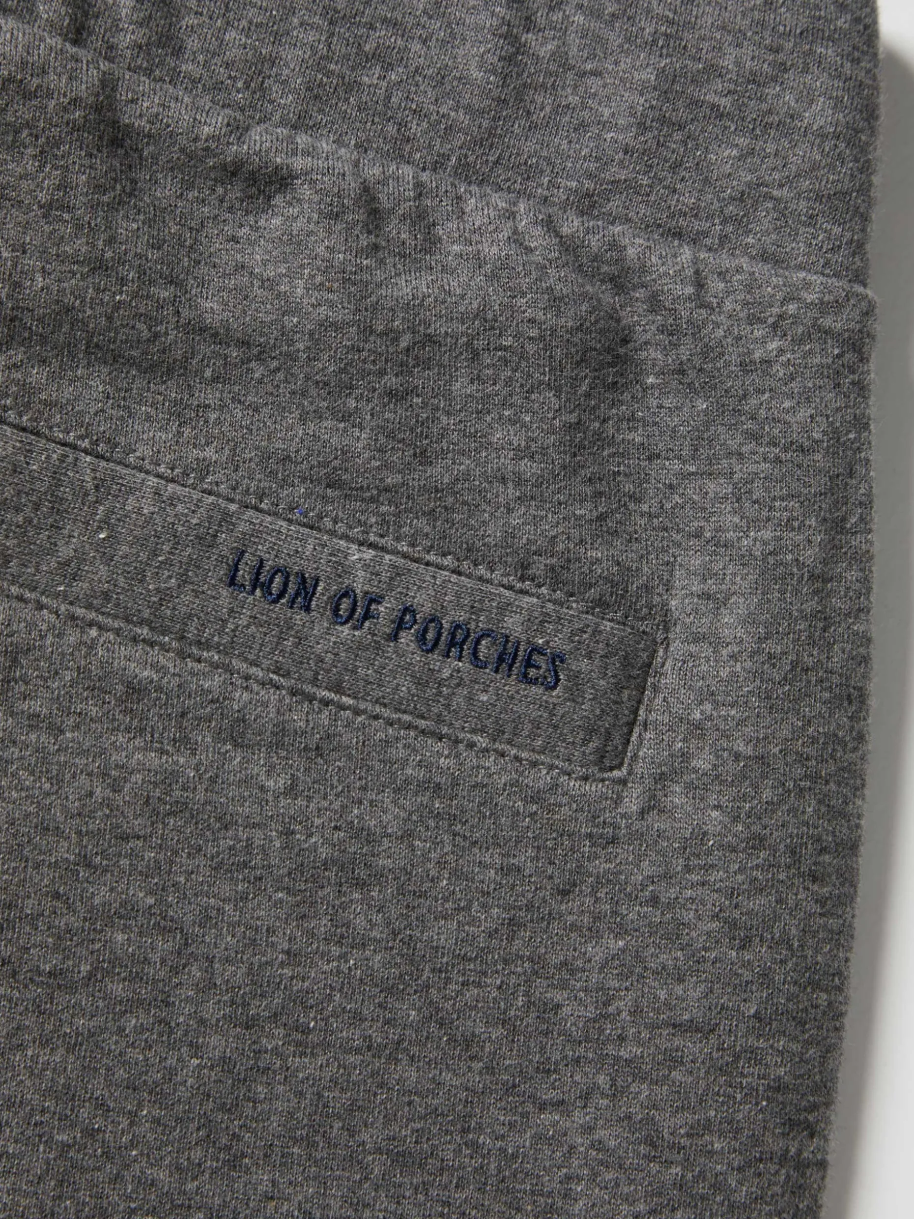 Calças em malha com cordão