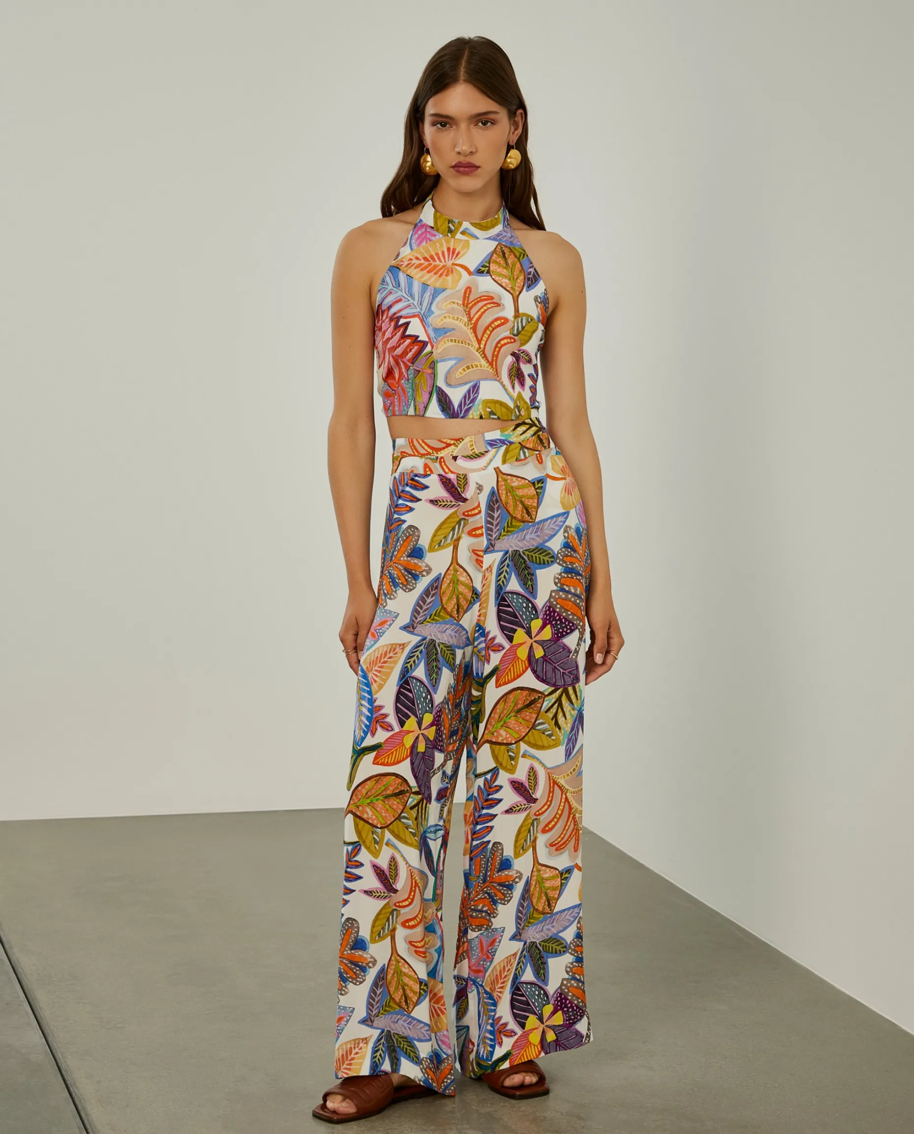 Calças pantalona com padrão colorido