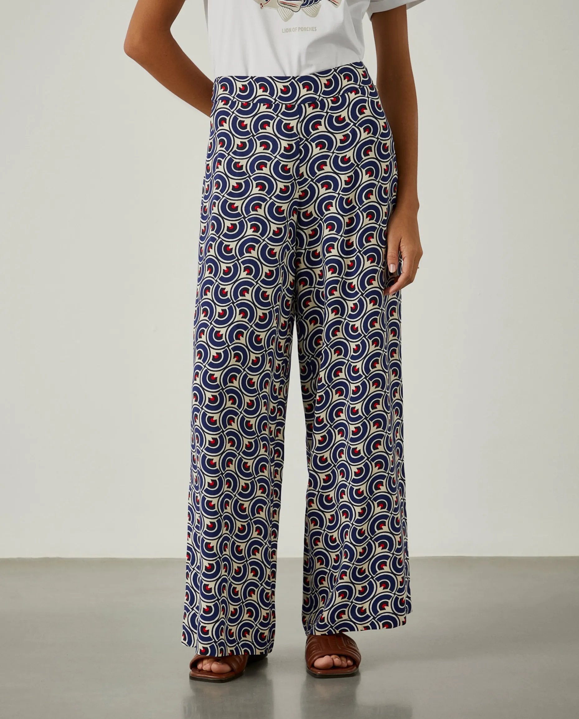 Calças pantalona com padrão geométrico