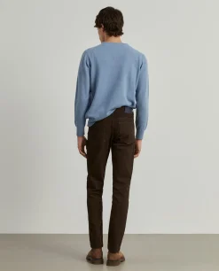 Calças regular fit com cinco bolsos