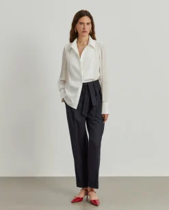 Calças às riscas com cinto removível