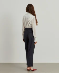 Calças às riscas com cinto removível