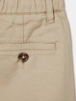 Calções com bolsos