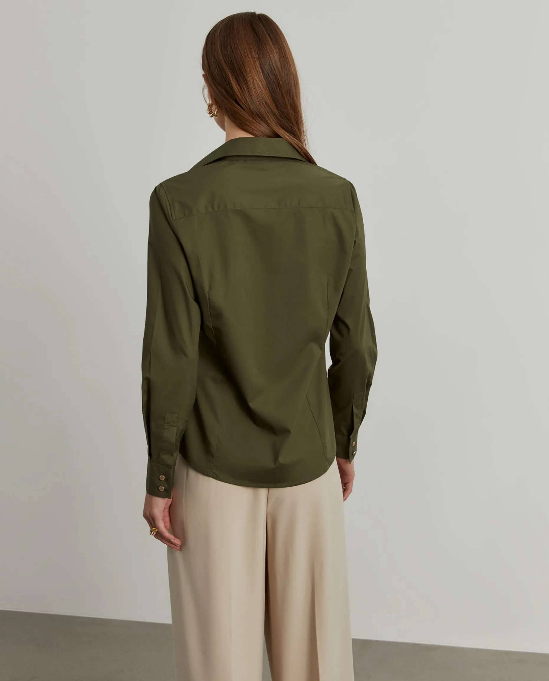 Camisa clássica cintada