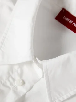 Camisa clássica mangas abalonadas