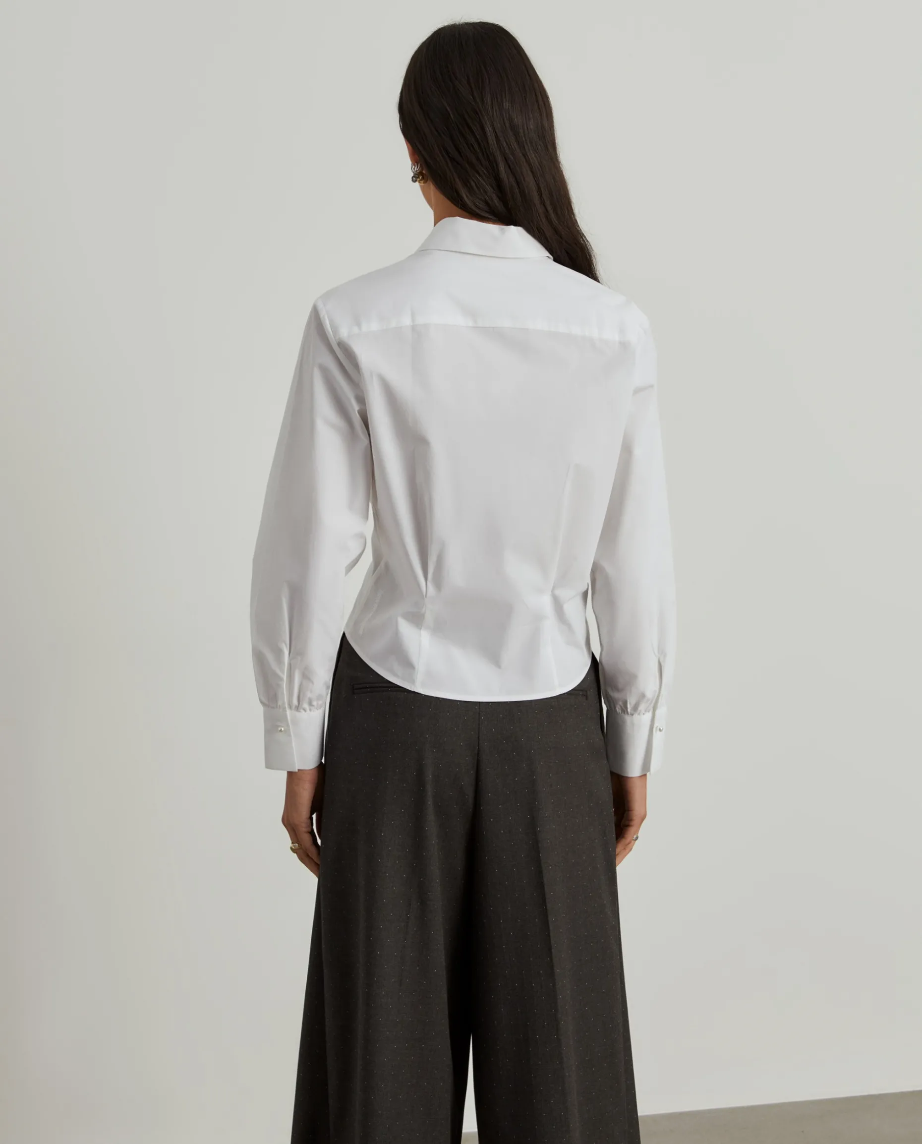 Camisa de algodão com pregas na cintura