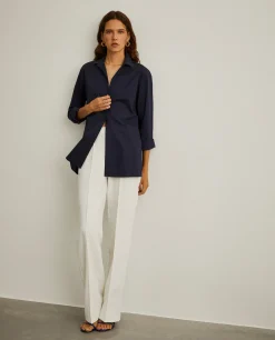 Camisa em algodão com bordado inglês