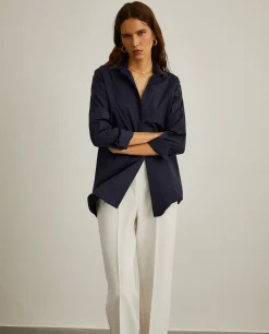 Camisa em algodão com bordado inglês