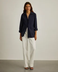 Camisa em algodão com bordado inglês