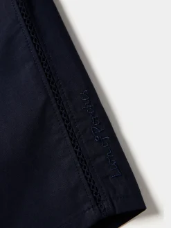 Camisa em algodão com bordado inglês