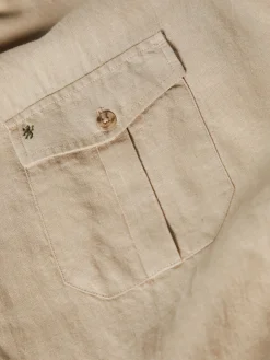 Camisa manga curta slim fit em linho